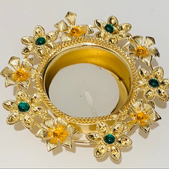 Tealight Candleholder made with alloy and metal - Picture 6 of 6